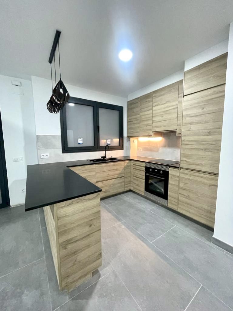 ¿Cuánto cuesta reformar una cocina de 8 m2 en Barcelona?